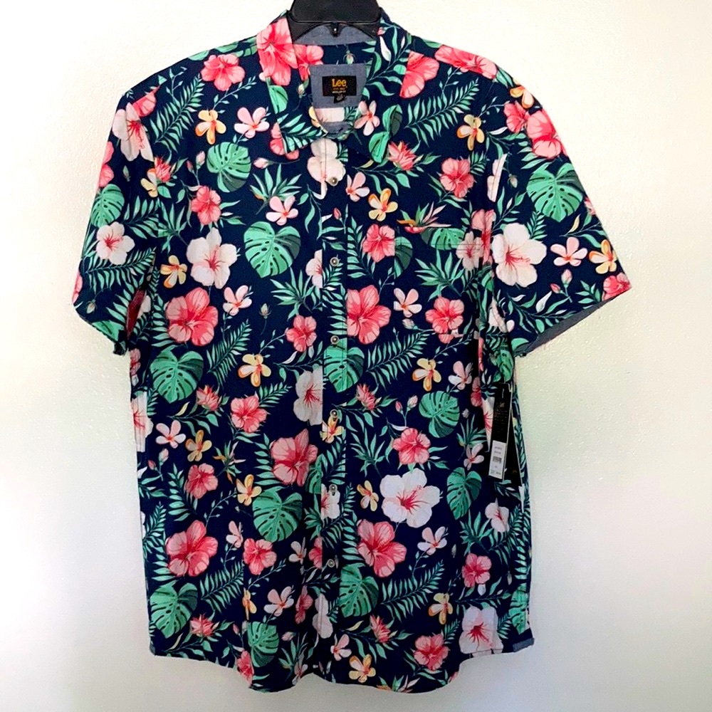 (NWT) LEE MEN’S SHIRT